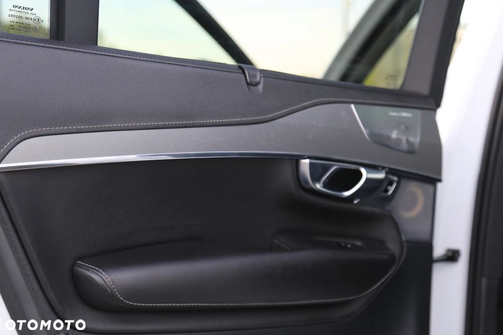 Volvo XC 90 D5 AWD Inscription 7os - 18