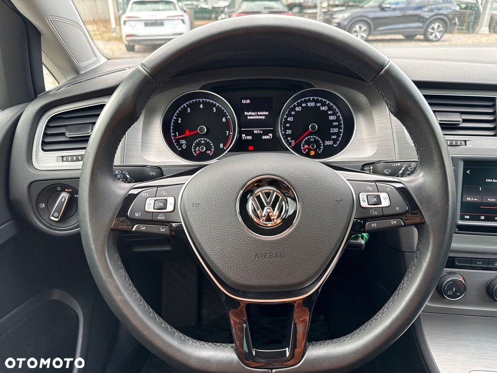 Volkswagen Golf 1.4 TSI BMT Comfortline - 16