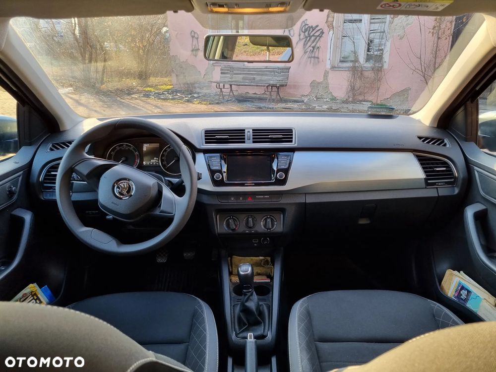 Skoda Fabia 1.0 TSI Active - 11