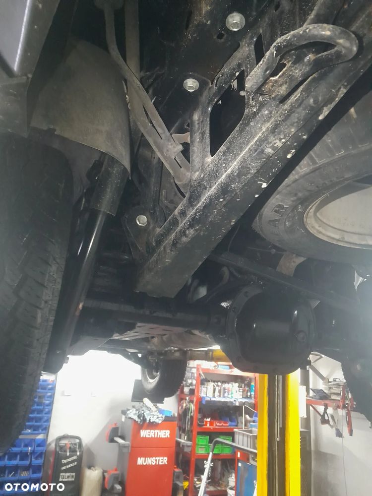 Jeep Commander 3.0 CRD Limited - 25