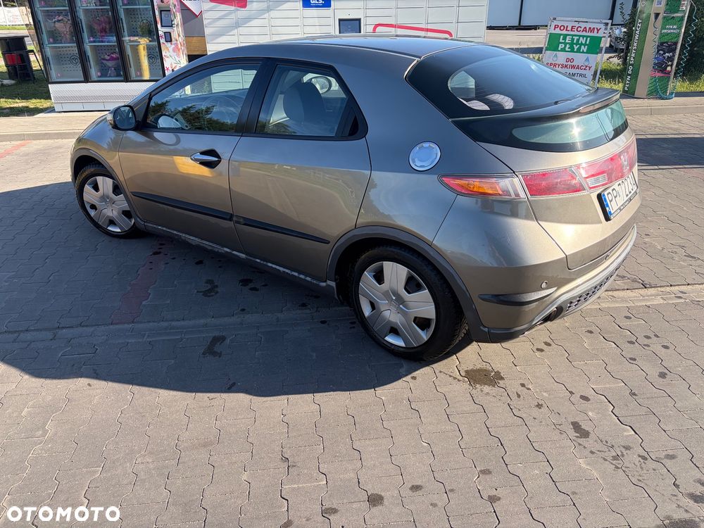 Honda Civic 1.8 Comfort - 4