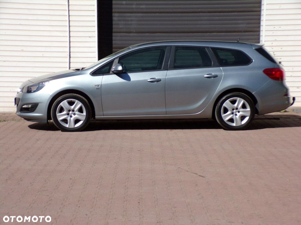 Opel Astra - 10