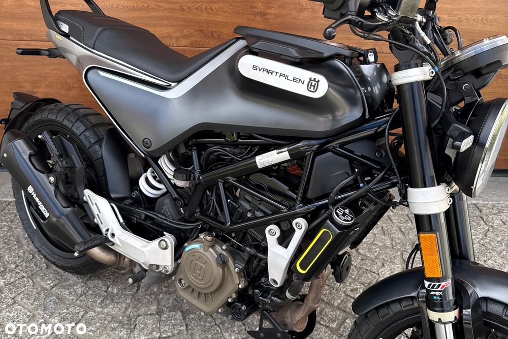 Husqvarna Svartpilen - 6