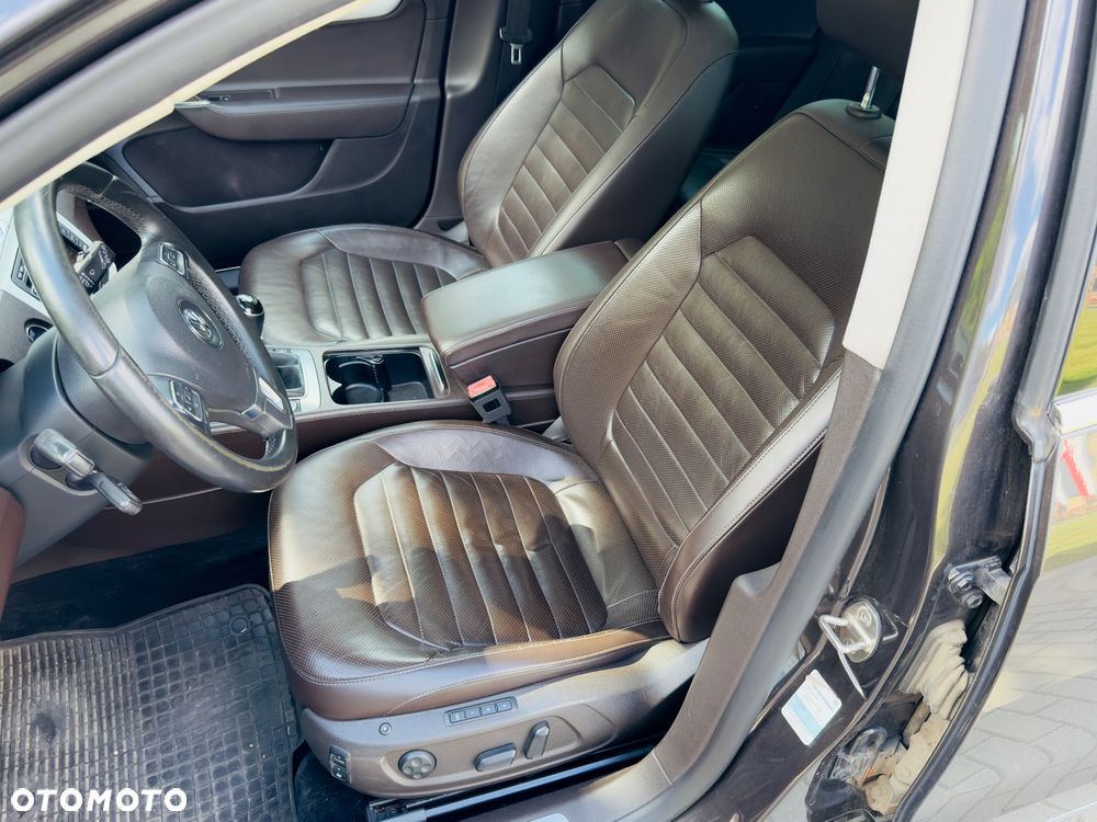Volkswagen Passat 2.0 TDI Highline - 9
