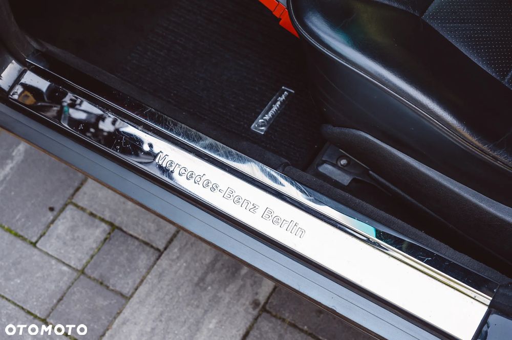 Mercedes-Benz Klasa E - 12