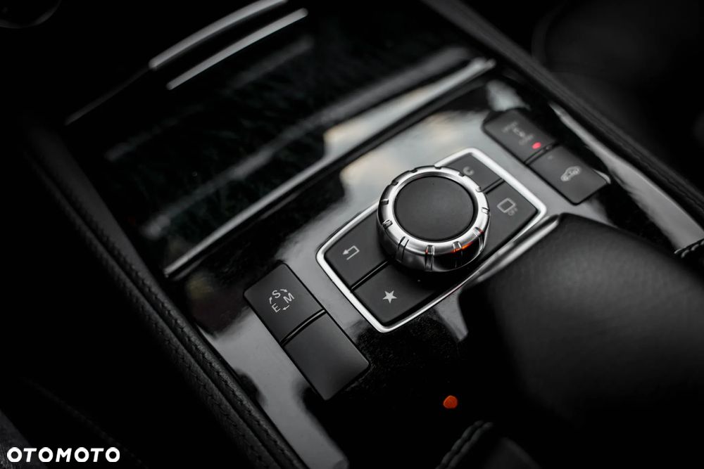 Mercedes-Benz CLS 350 BlueTEC 4-Matic - 22