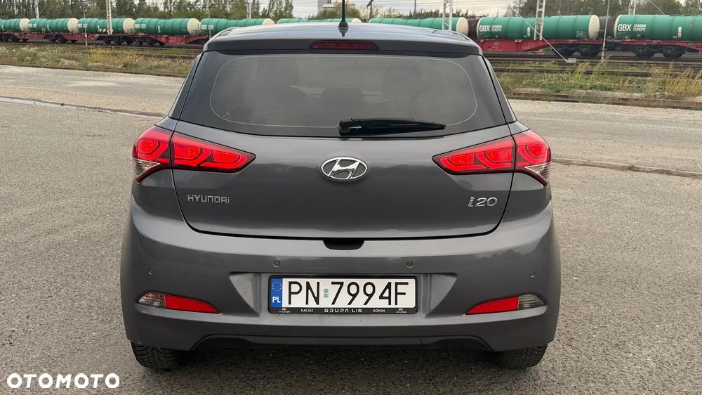 Hyundai i20 1.1 CRDi Star Edition - 29
