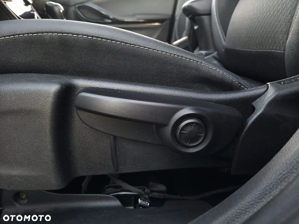 Opel Astra 1.6 CDTI Elite - 24