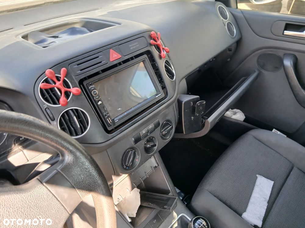 volkswagen golf plus I 1 LC9Z fotel fotele kanapa deska kokpit podsufitka boczek boczki klamka - 5