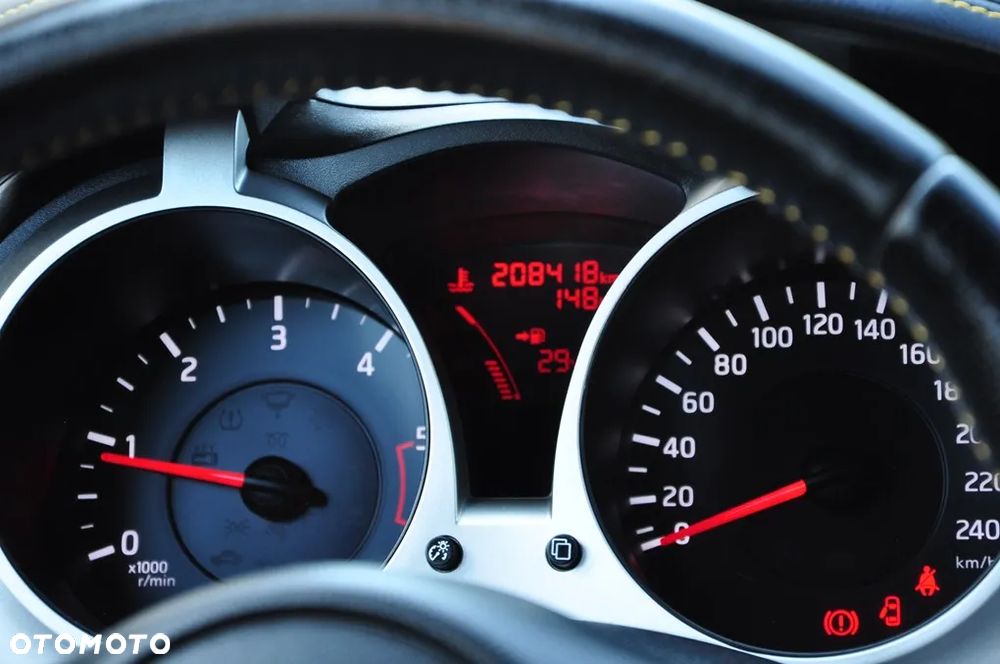 Nissan Juke 1.5 dCi N-Vision - 33