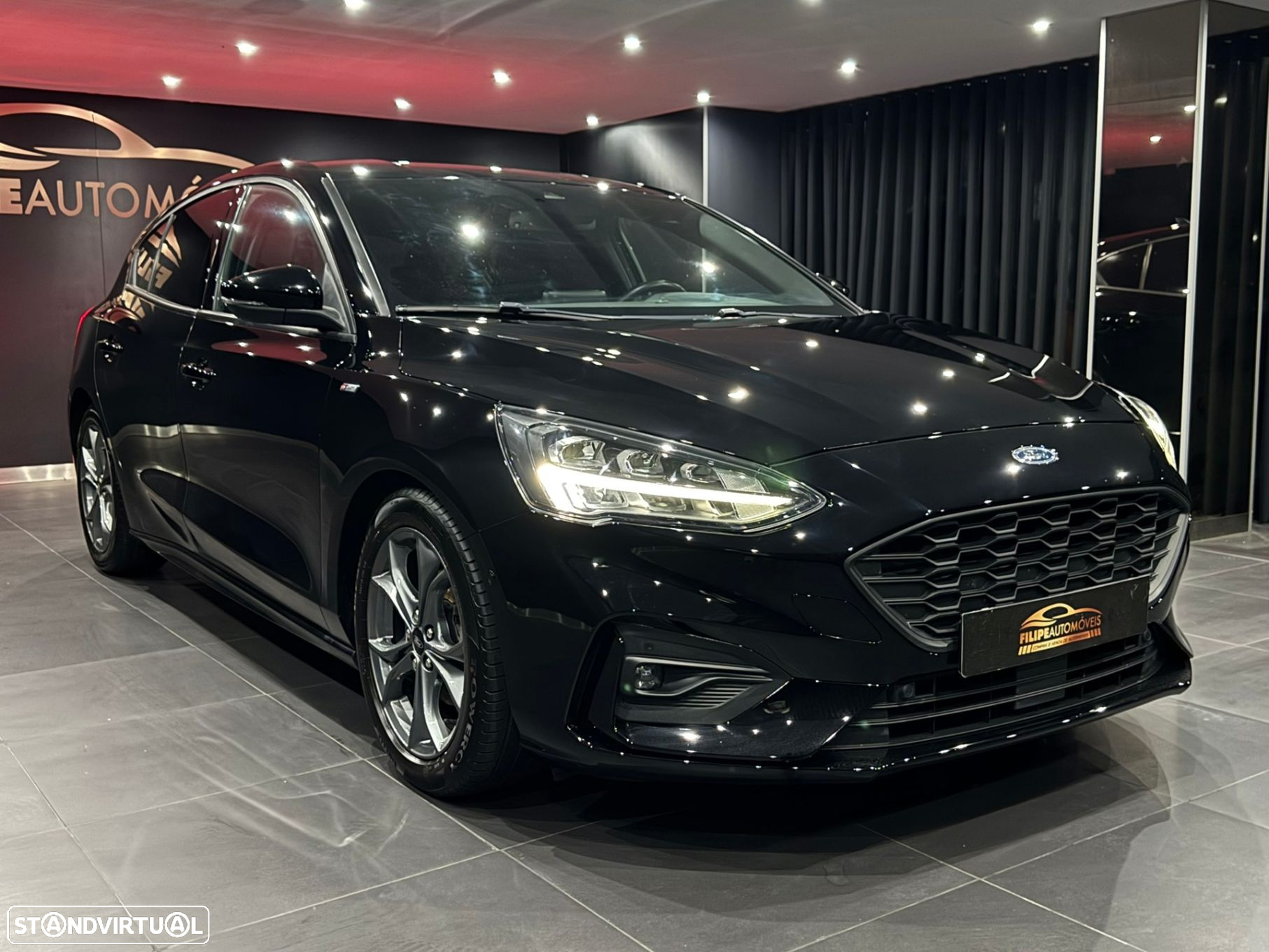 Ford Focus 1.0 EcoBoost ST-Line X - 9