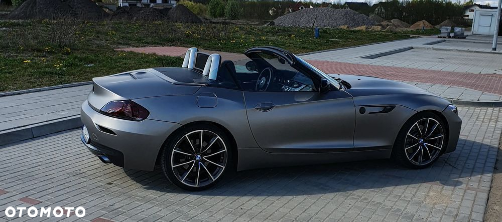 BMW Z4 sDrive35i - 9