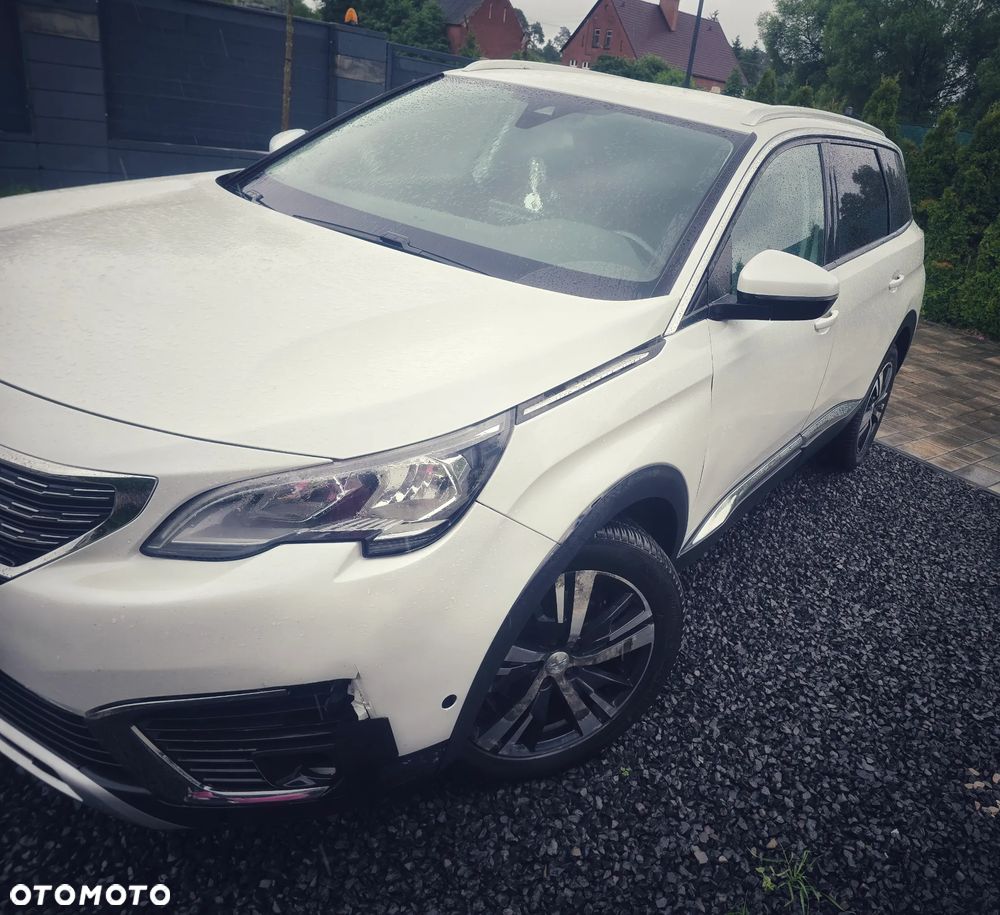 Peugeot 5008 1.2 PureTech Active S&S EAT6 - 5