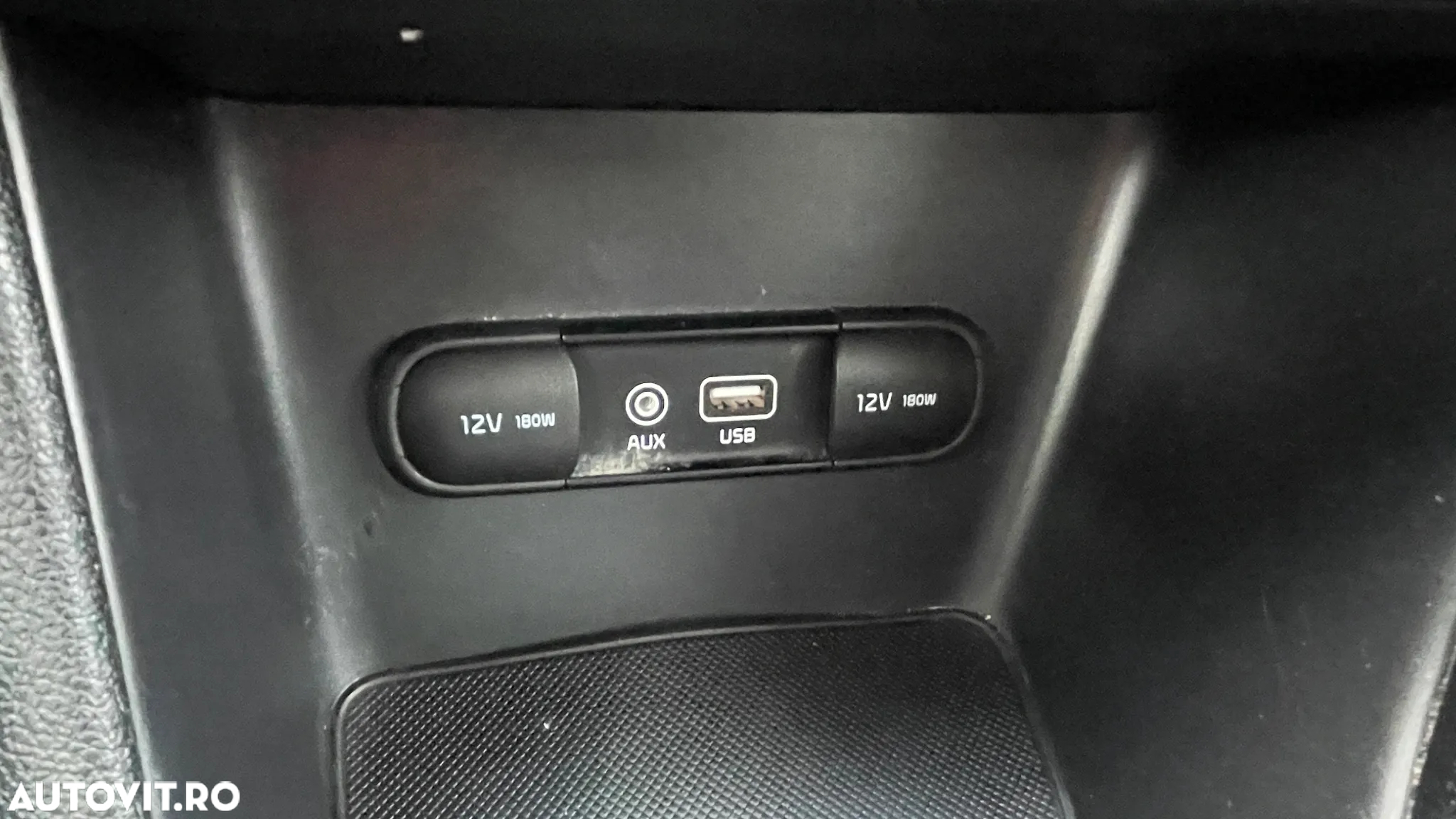 Kia Sportage 1.7 DSL 6MT 4x2 Style - 16