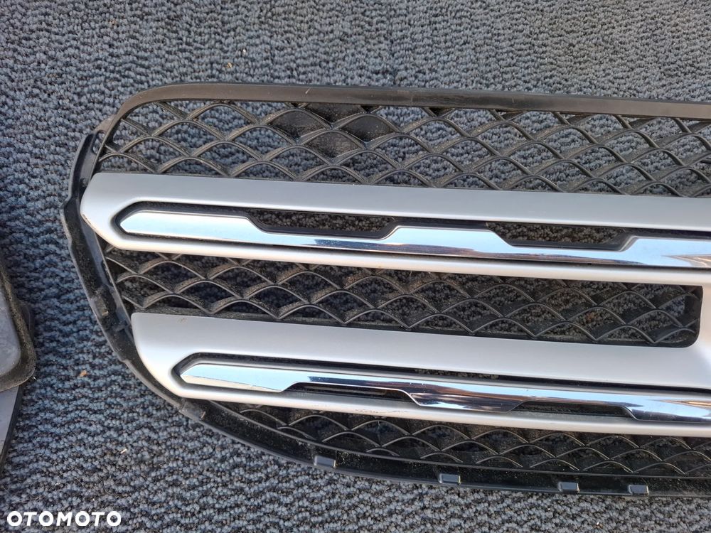 MERCEDES GLC W253 A253 LIFT 19-23r ATRAPA GRILL - 2