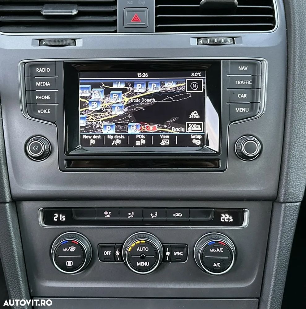 Volkswagen Golf - 12