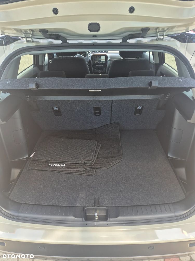 Suzuki Vitara 1.4 Boosterjet mHEV Premium Plus 2WD - 16