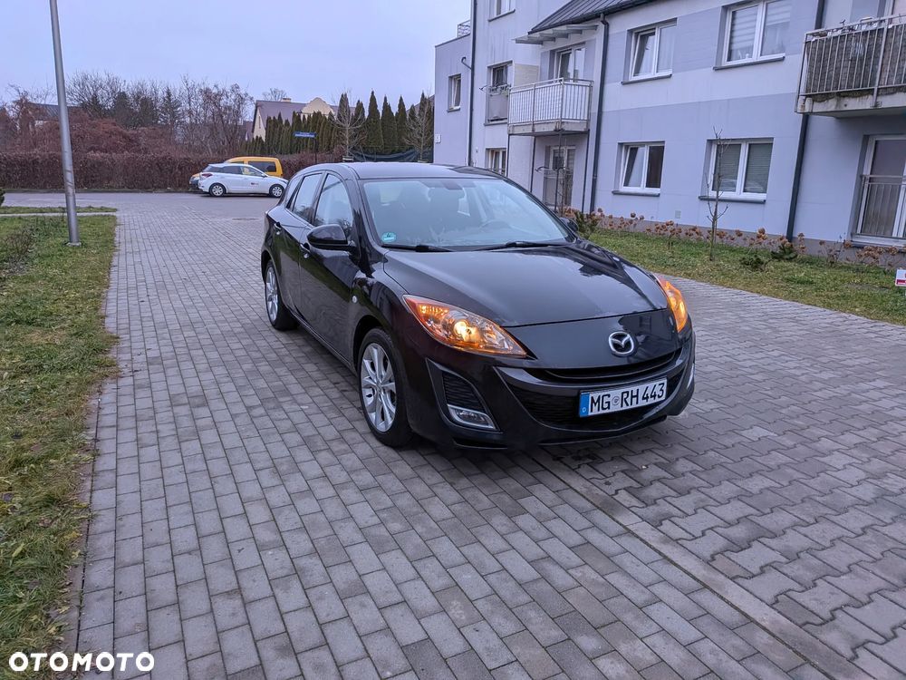 Mazda 3 1.6 Exclusive + - 31