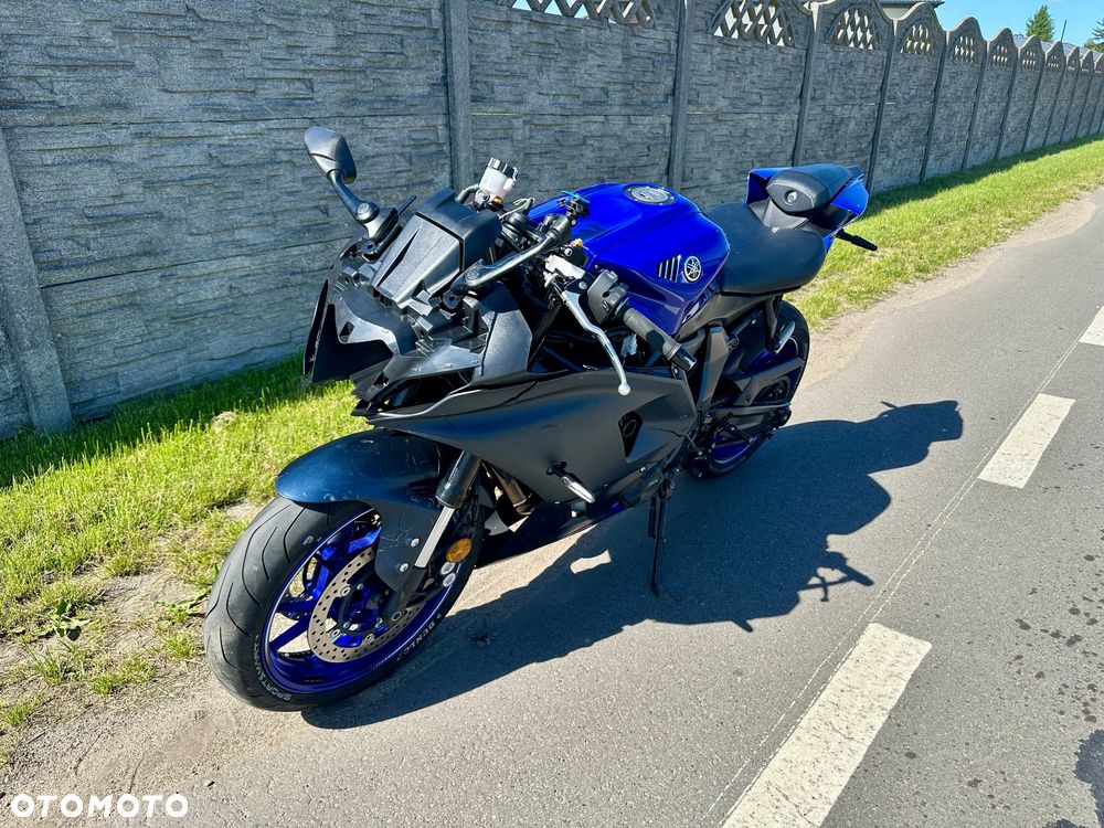Yamaha R7 - 5