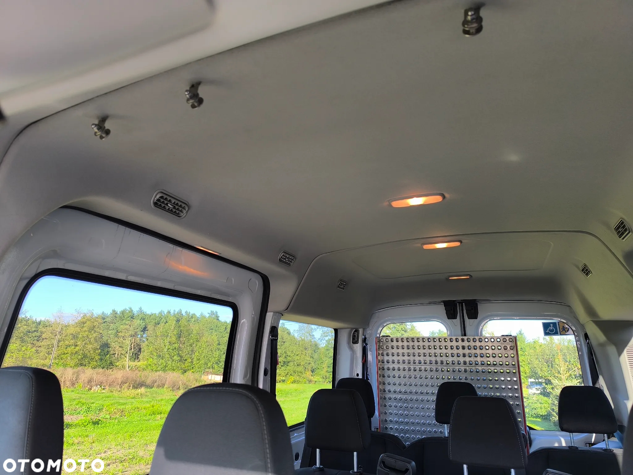 Ford Transit - 9