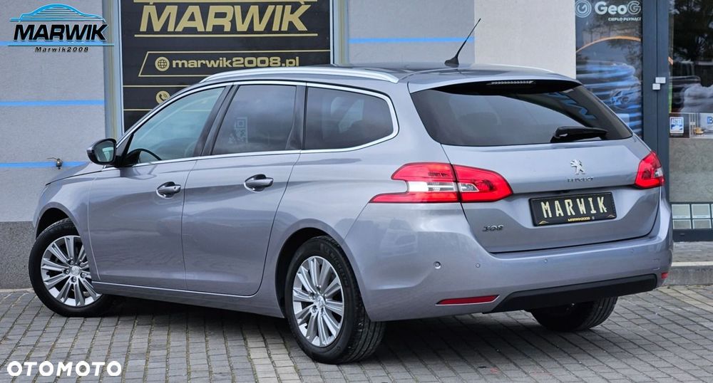 Peugeot 308 - 13