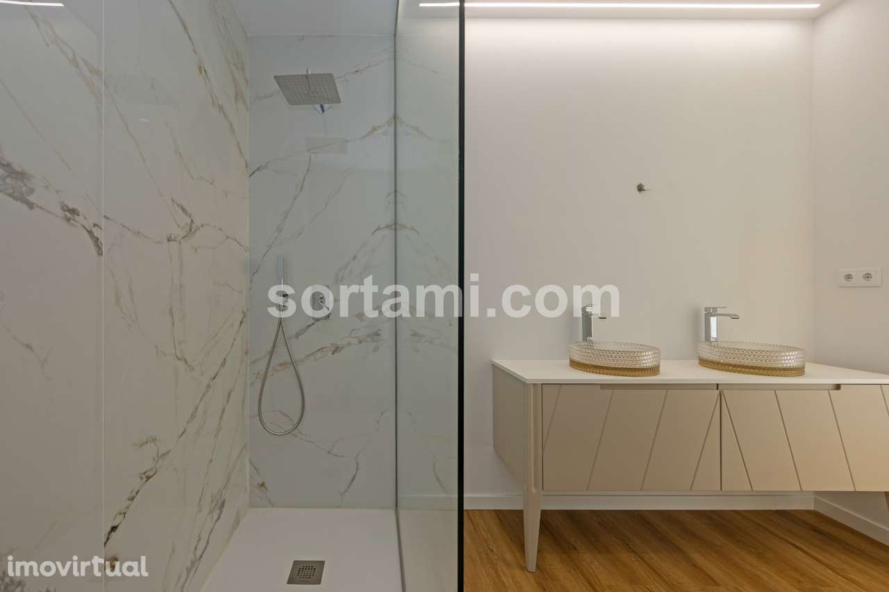 Moradia em Banda T3+2 Venda em Canidelo,Vila Nova de Gaia - Grande imagem: 3/60