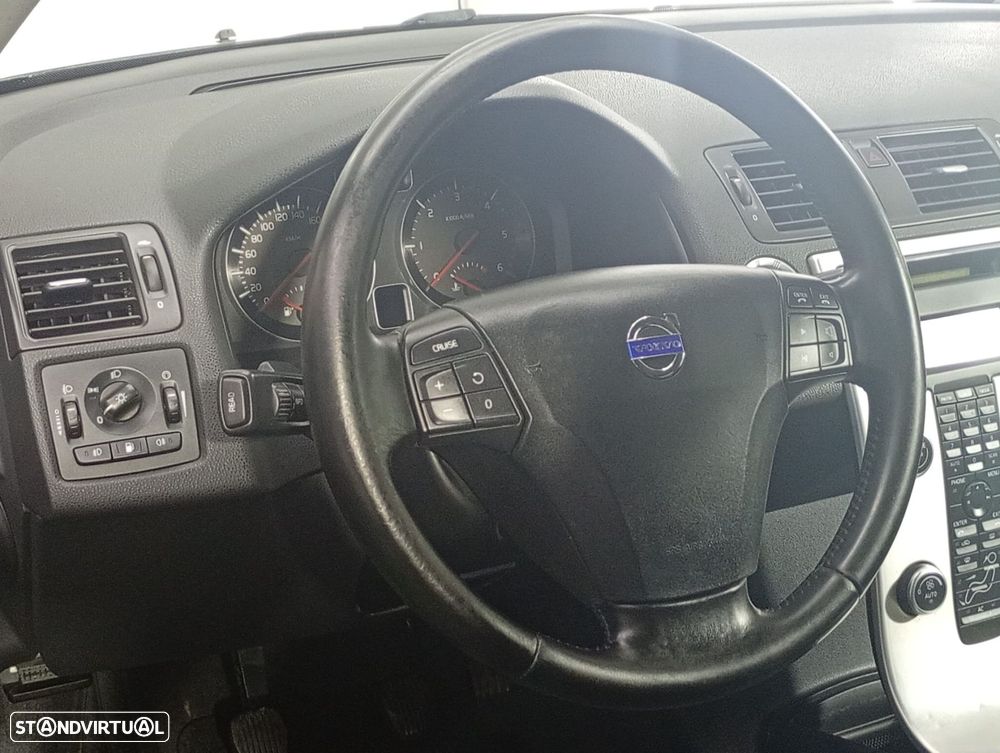 Volvo C30 1.6 D Drive Momentum — fotografia 17