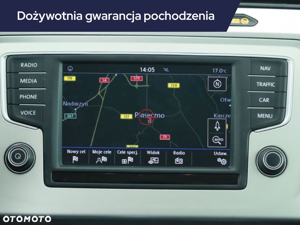Volkswagen Passat - 13