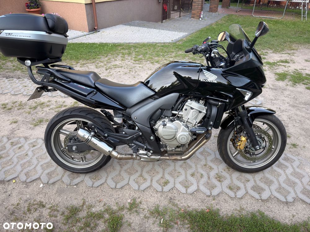 Honda CBF - 3