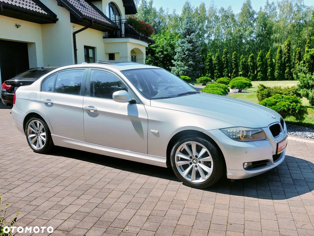 BMW Seria 3 318i Edition Exclusive - 2