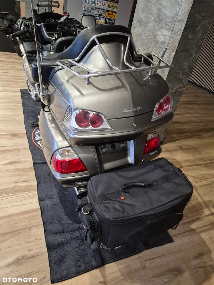 Honda GL - 7