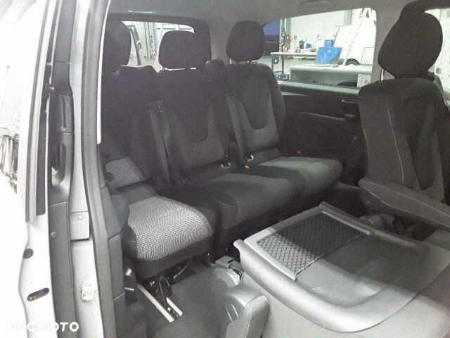 Mercedes-Benz Klasa V 250 d Avantgarde 9G-Tronic (d³ugi) - 7