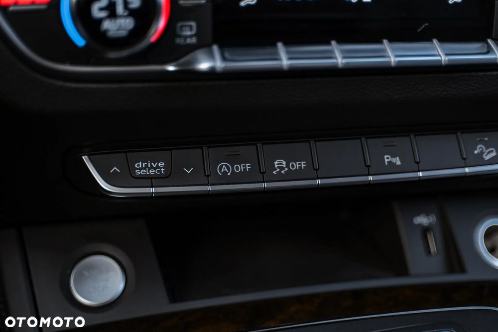 Audi Q5 2.0 TFSI Quattro S tronic design - 17