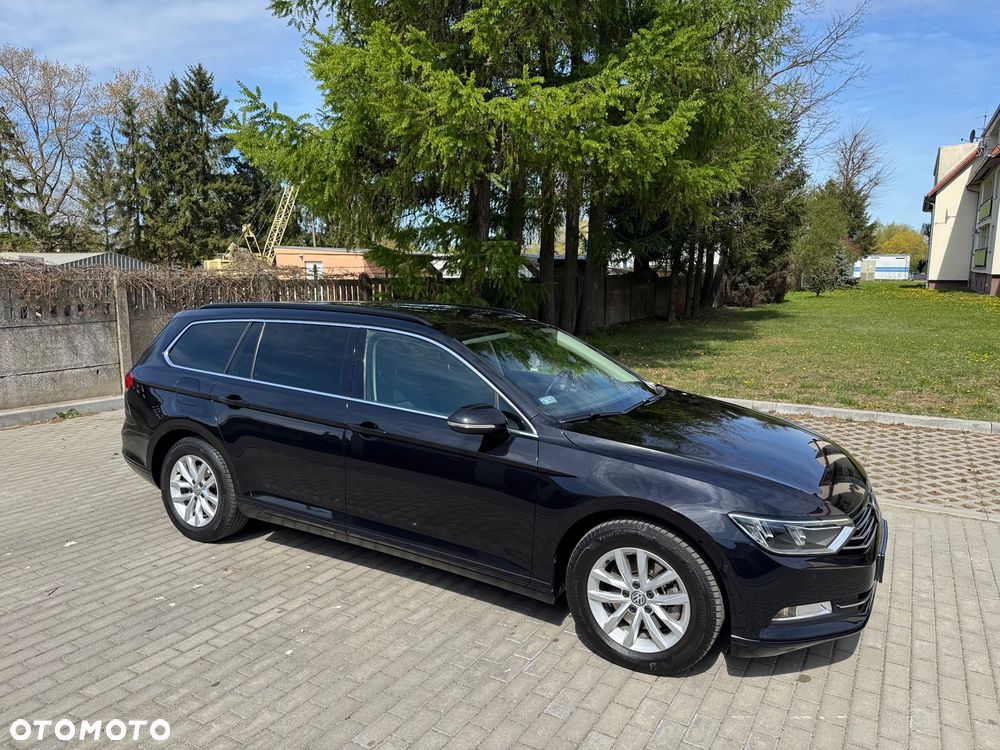 Volkswagen Passat 2.0 TDI (BlueMotion Technology) Comfortline - 3