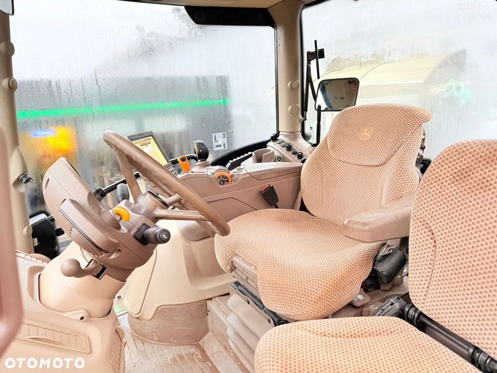 John Deere 6120R - 15