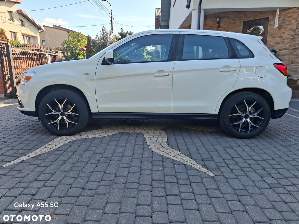 Mitsubishi ASX - 4