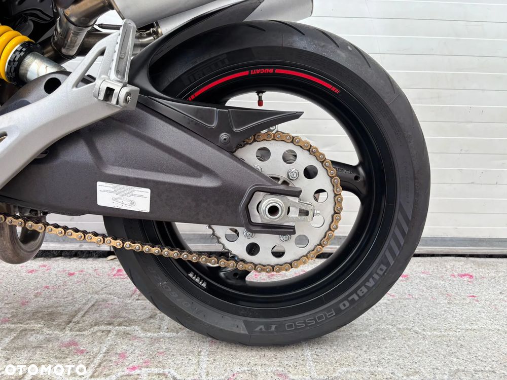 Ducati Monster - 24