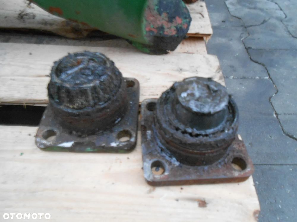 Elementy mostu przód ZF 2035 Deere 6400 - 15