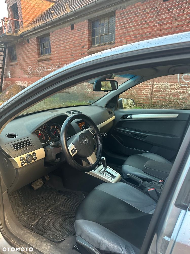 Opel Astra - 11