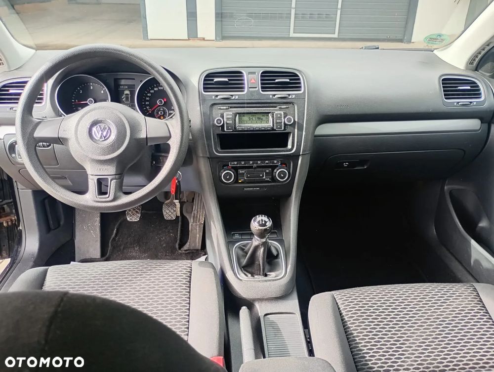 Volkswagen Golf 1.6 TDI DPF Trendline - 8