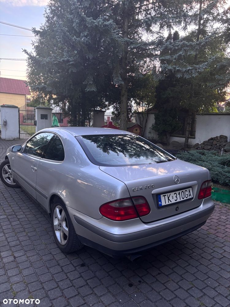 Mercedes-Benz CLK - 3
