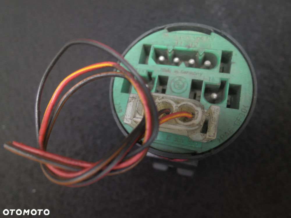 GŁOŚNIK GONG SYGNAŁ BMW E39 65818360995 - 3