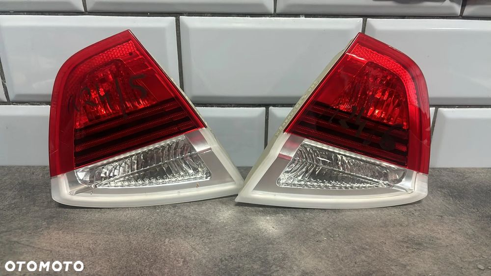 BMW E90 LAMPA KLAPY LEWA lub PRAWA  6937460  6937459  (124/5)   (124/6)