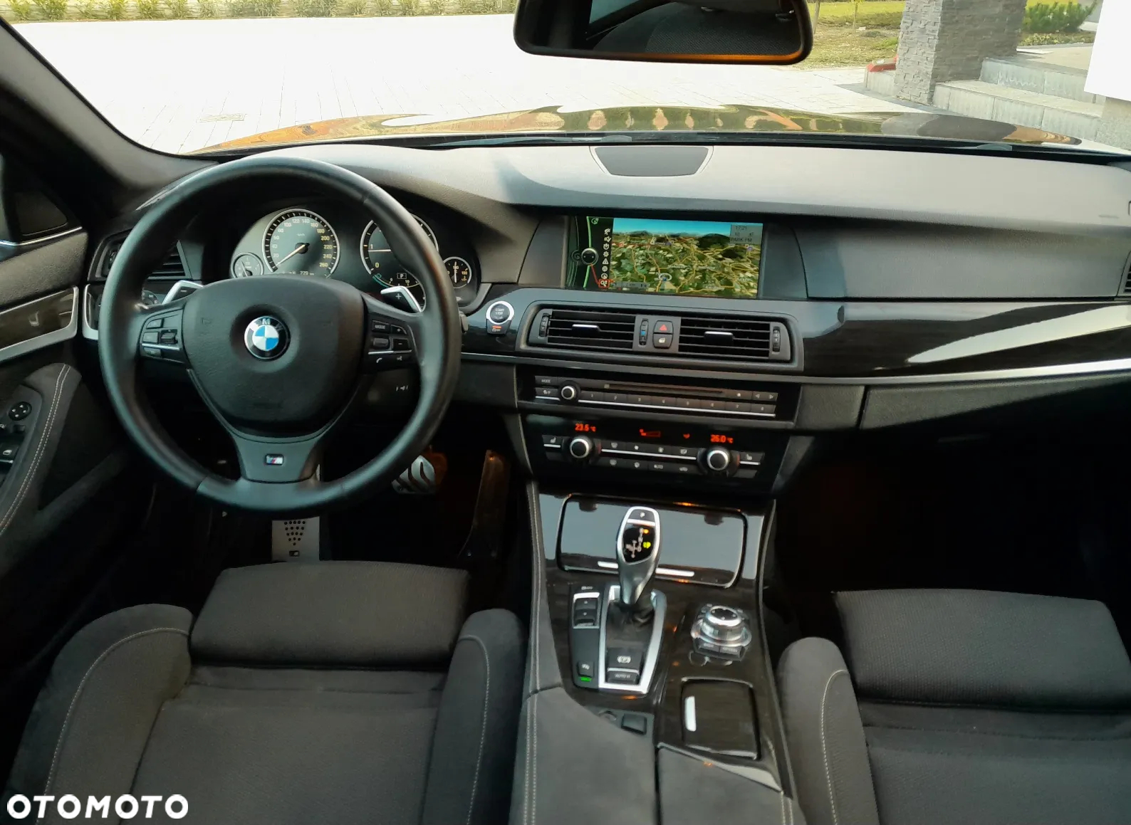BMW Seria 5 520d Sport-Aut - 25