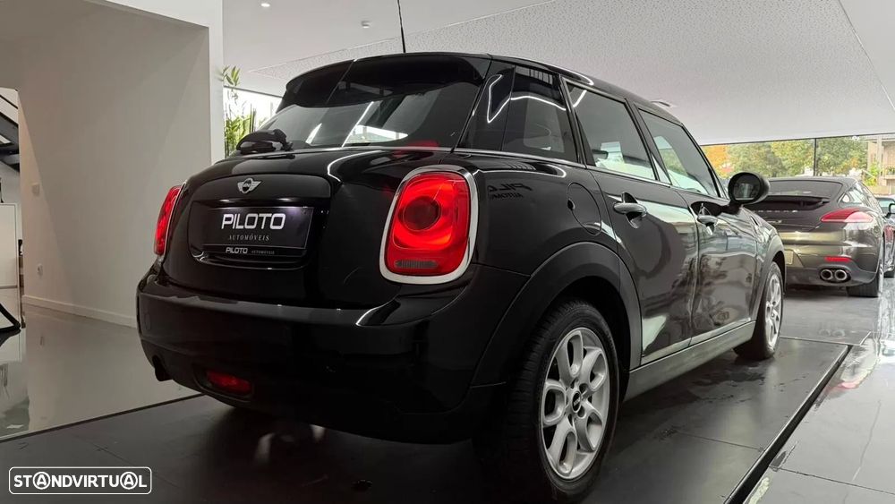 MINI 5 Portas Cooper D - 11