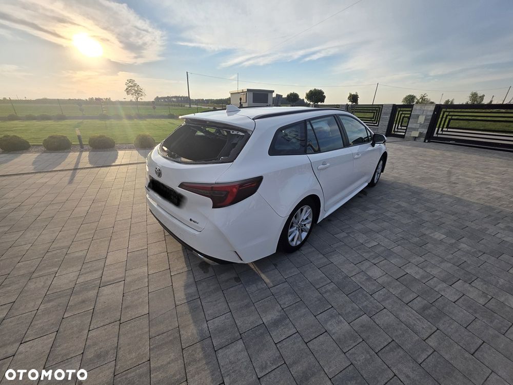 Toyota Corolla 1.8 Hybrid Comfort - 3