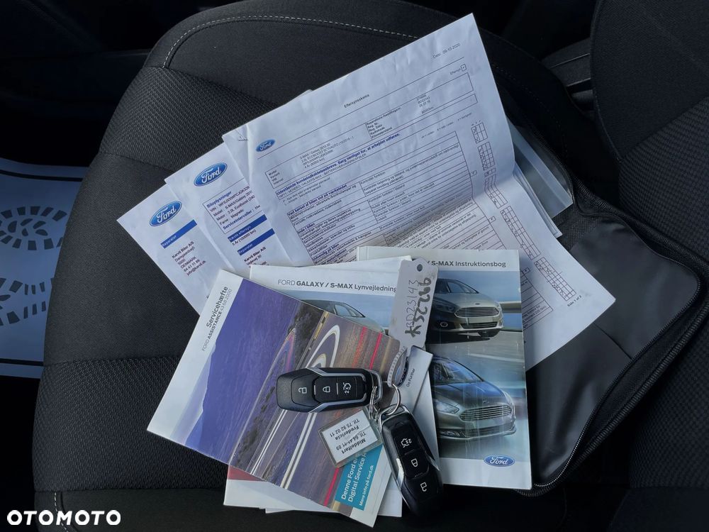 Ford S-Max 2.0 EcoBoost Titanium - 37