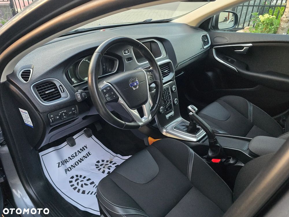 Volvo V40 T2 Drive-E Summum - 29