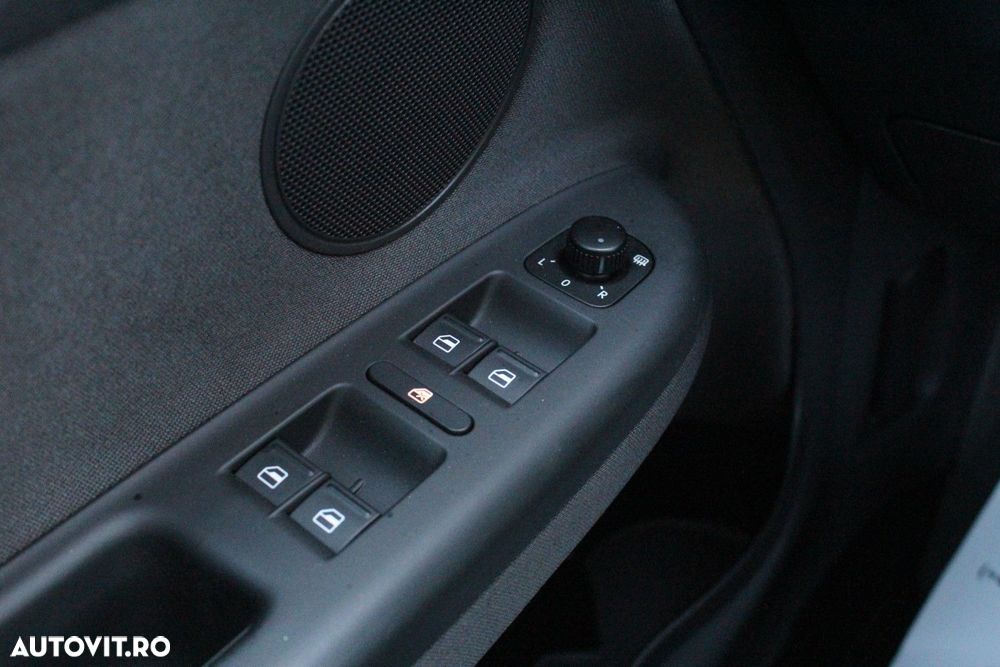Volkswagen Golf Plus - 14