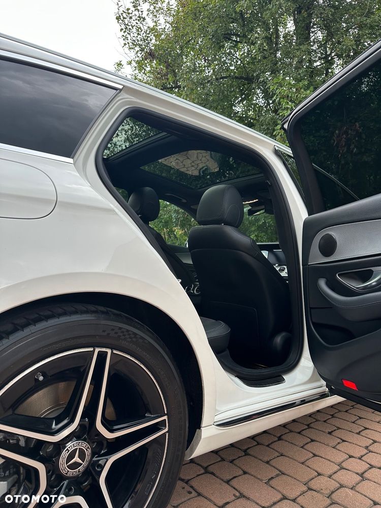 Mercedes-Benz Klasa E 220 d 9G-TRONIC - 19